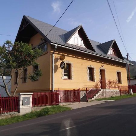 Penzion Serafin Ruzomberok Bagian luar foto